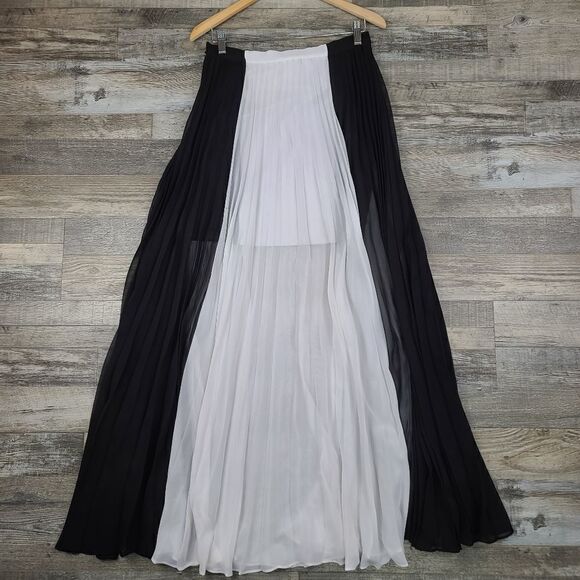 Bebe Pleated Colorblock Maxi Skirt size S - Picture 3 of 7